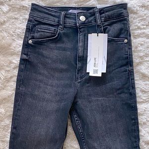 ZARA NWT size 2 Sculpt Washed Dark Grey Jean
